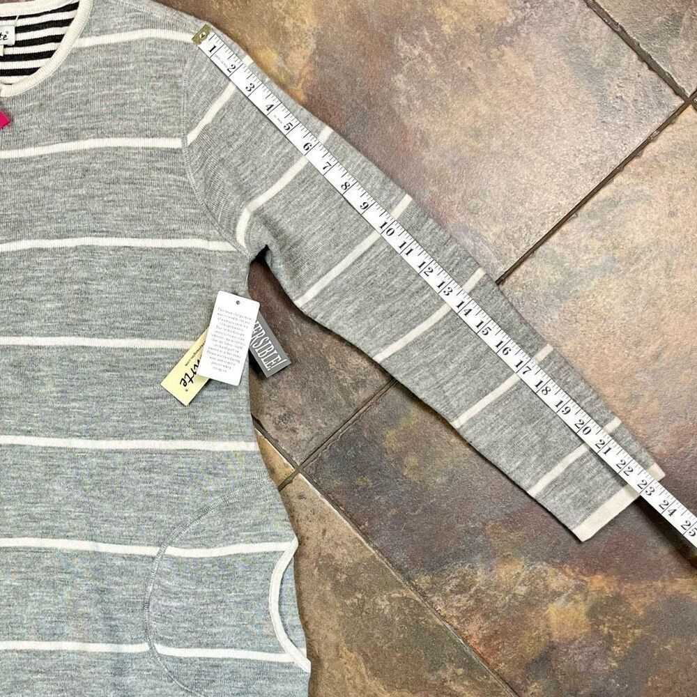 NWT A La Carte Reversible Zip Up Striped Jacket Medium - Picture 9 of 13